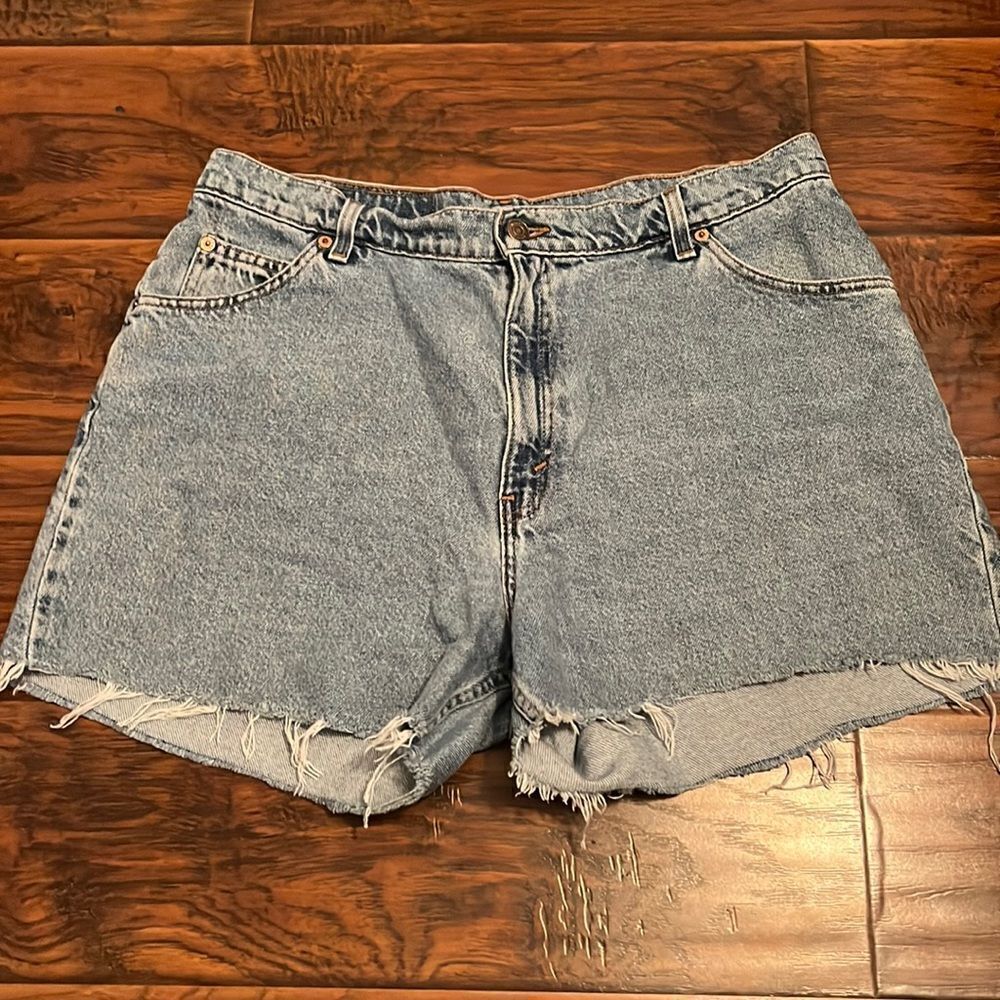 Vintage Levi’s 950 Distressed Denim Cutoff Man Made Cutoff Shorts Casual Beach